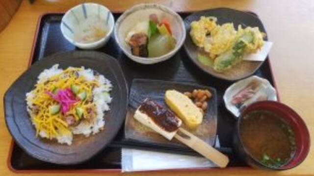 お食事処「みはらし茶屋」　定食